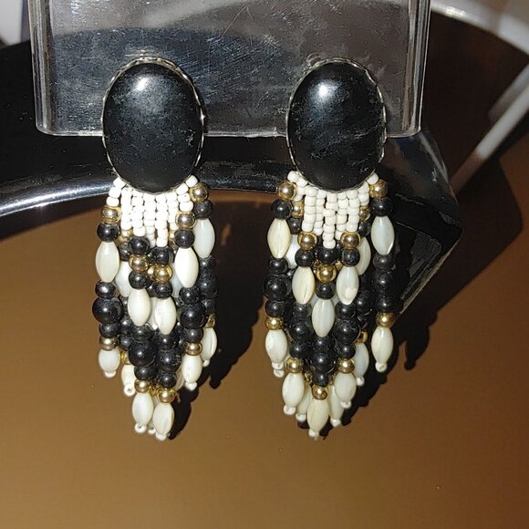 Vtg Clip On Earrings Southwestern Chandelier Stone Black MOP White Bead Dangle - Picture 11 of 11